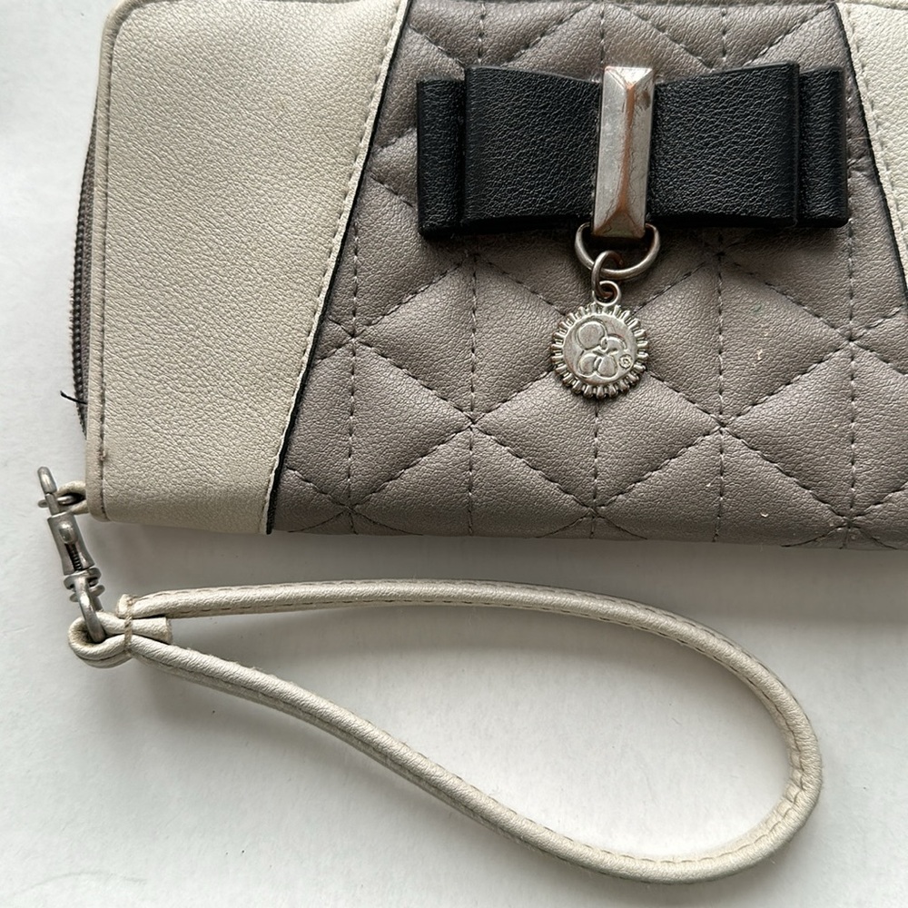 Jessica Simpson wallet - Picture 5 of 5